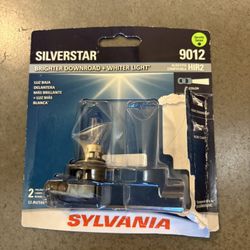 Sylvania 9012 SilverStar Halogen Headlight Bulb