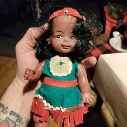 Vintage Kitsch  Native American Doll With Red And Green Dress 