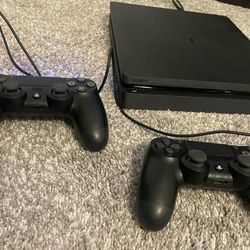 Ps4 For Sale With 2 Controllers
