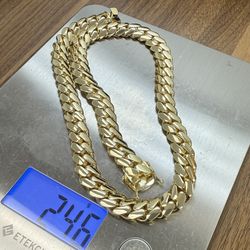 Handmade polished heavy and solid Miami Cuban links necklace🔥🔥🔥🔥🔥🔥🔥🔥🔥 