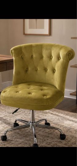 Velvet Tufted Swivel Office Chair – Olive Green – Like New
