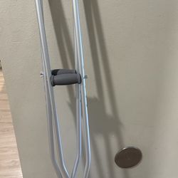 Crutches For Tall Adult 5’10”  To 6’6”