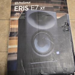 Presonus, (1 )Active Studio Monitors, Eris E7
XT, 140 Watts