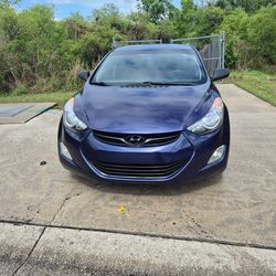 2012 Hyundai Elantra