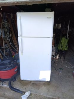 Working refrigerator