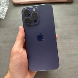Apple      iPhone      Pro      Max    14,,      128GB          Unlocked 