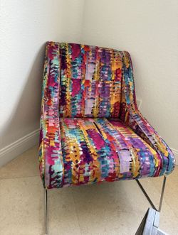 Chick Sofa