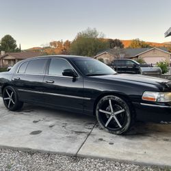 2011 Lincoln Towncar