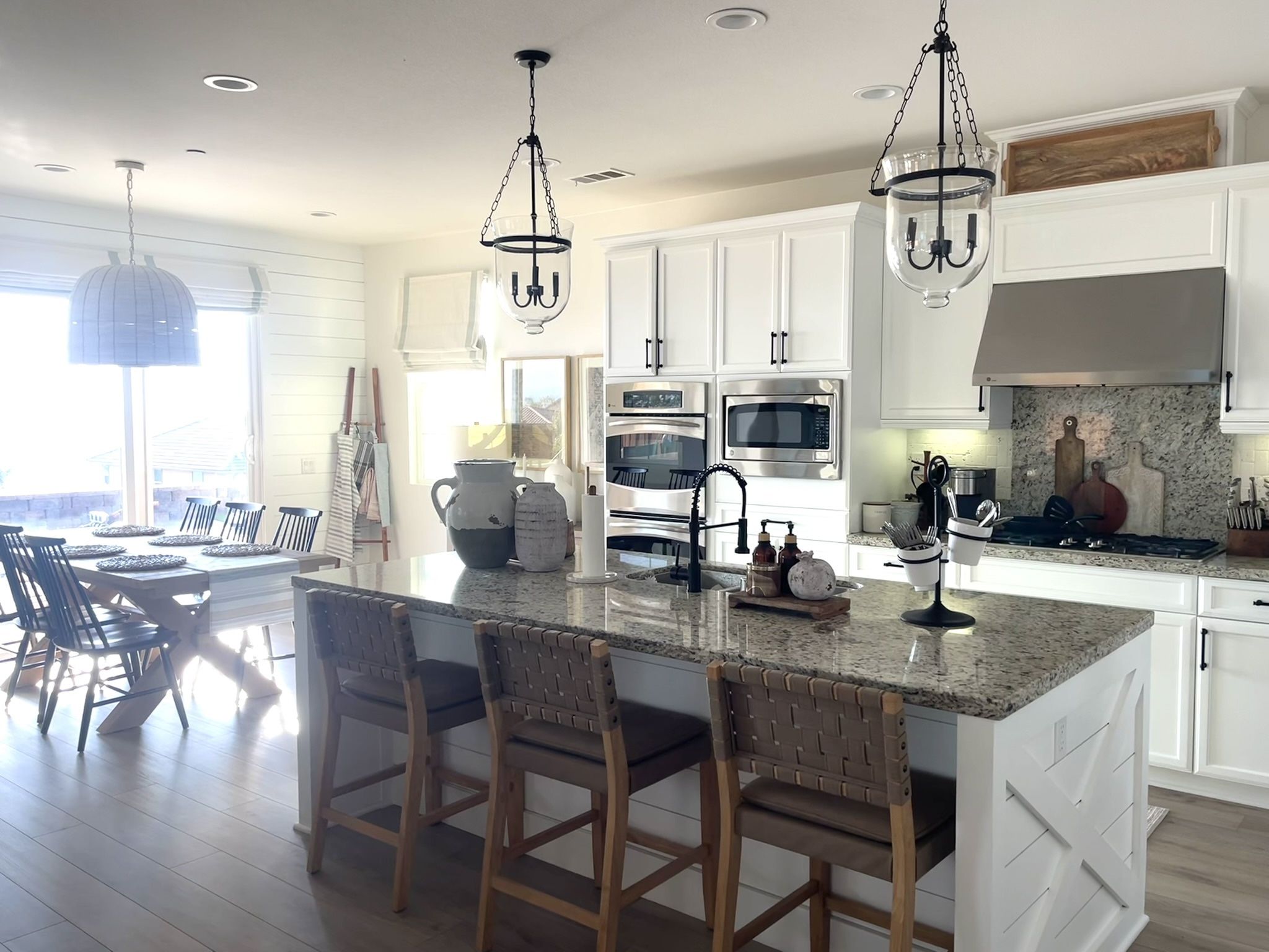 Pottery barn Hundi Pendant Lights