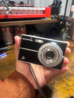 Olympus Compact Digital Camera Working
