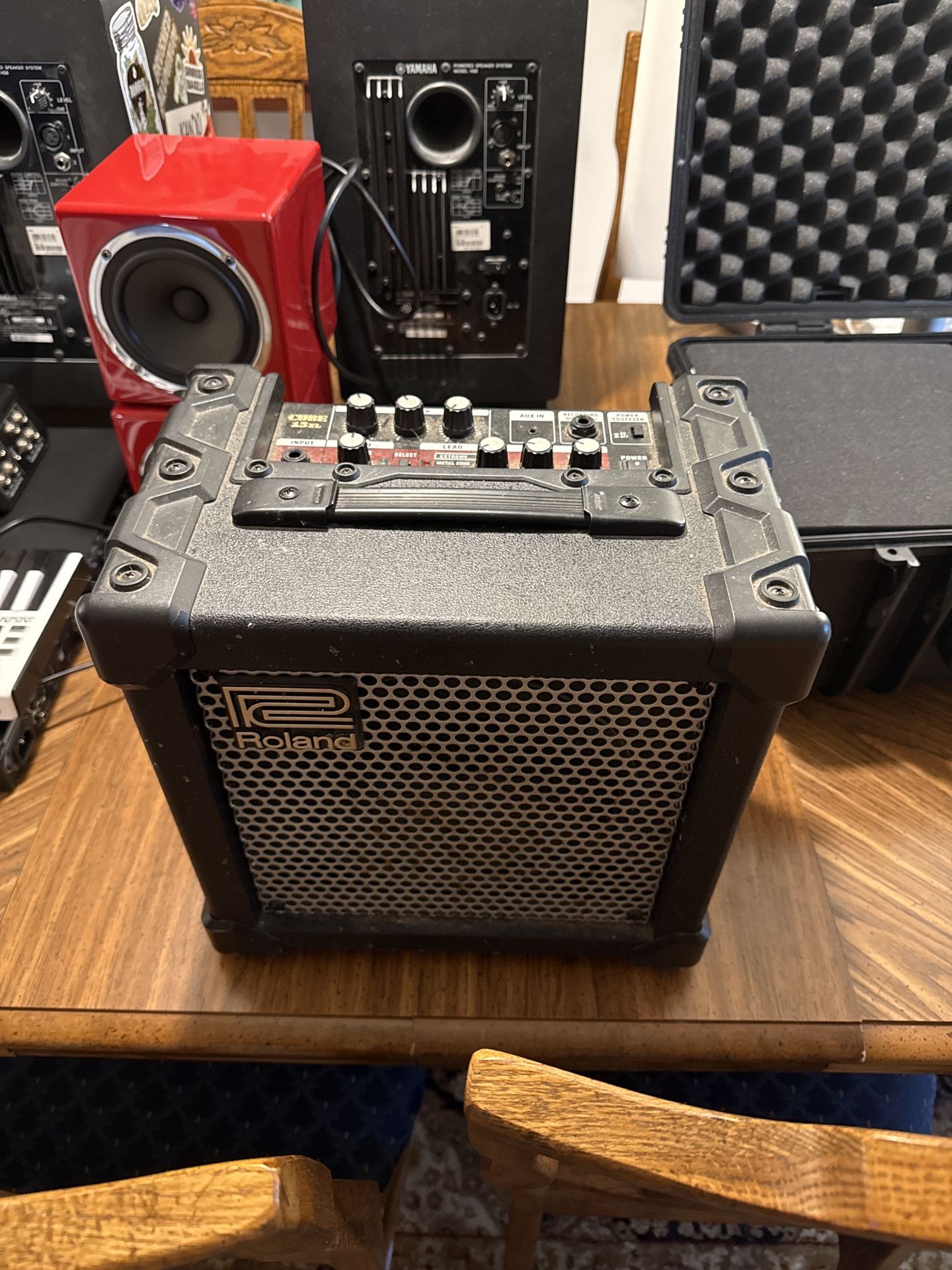 Roland Cube 15XL Amp