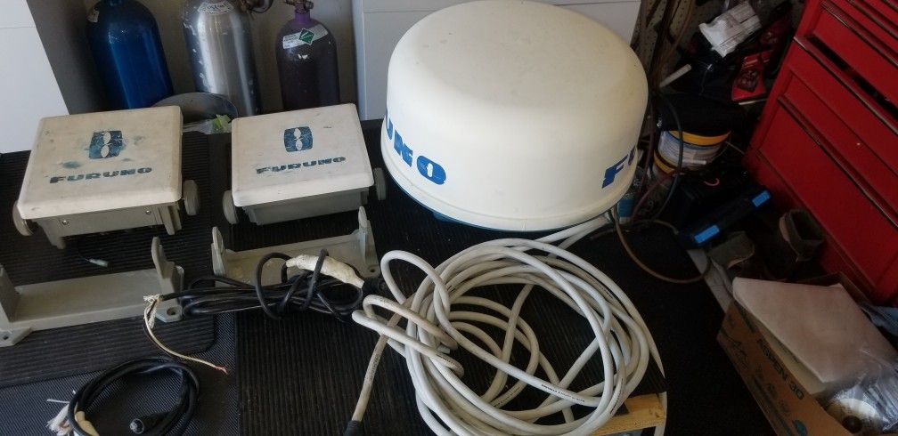 Furuno Radar And Fish Finder.  Free