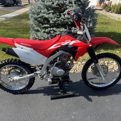 Honda CRF125cc   2019 (big wheel - 4stroke