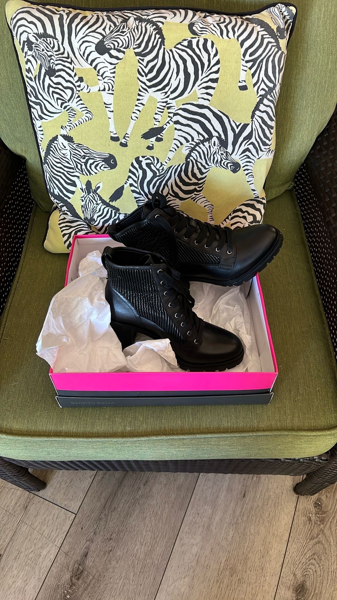 Vince Camuto Womens Boots