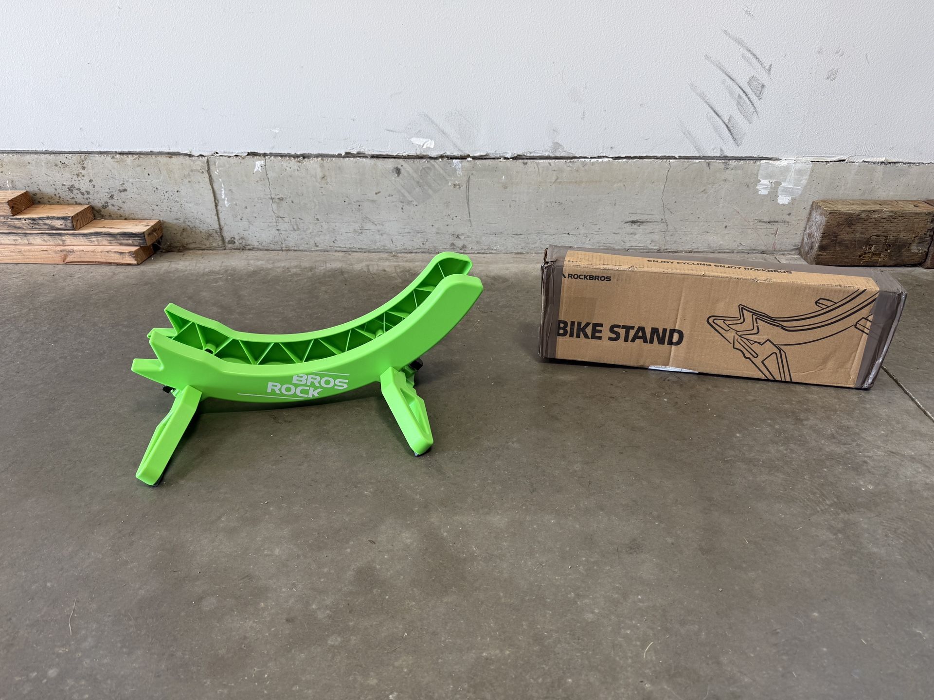 Rock Bros Bike Stand