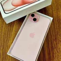 iPhone 15 “Pink”