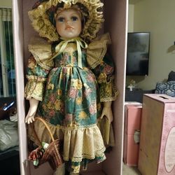 20in Jennifer Bisque Porcelain Doll 