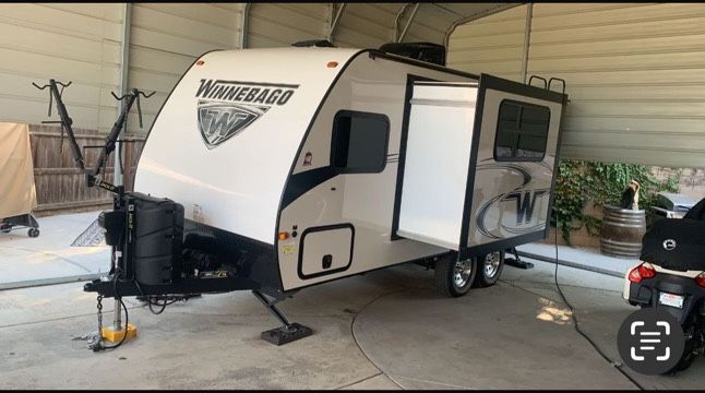 2018 Winnebago Micro Minnie