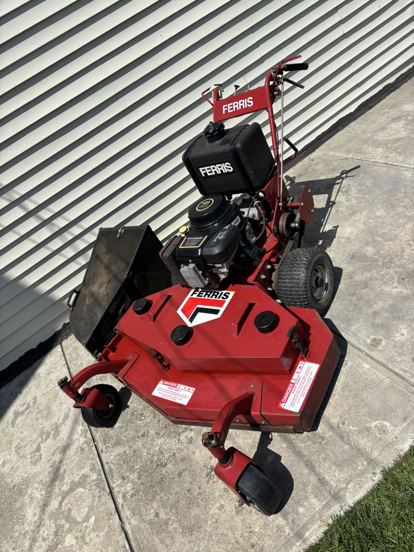 48 Grass Mower, Ferris Kawasaki Fc420c