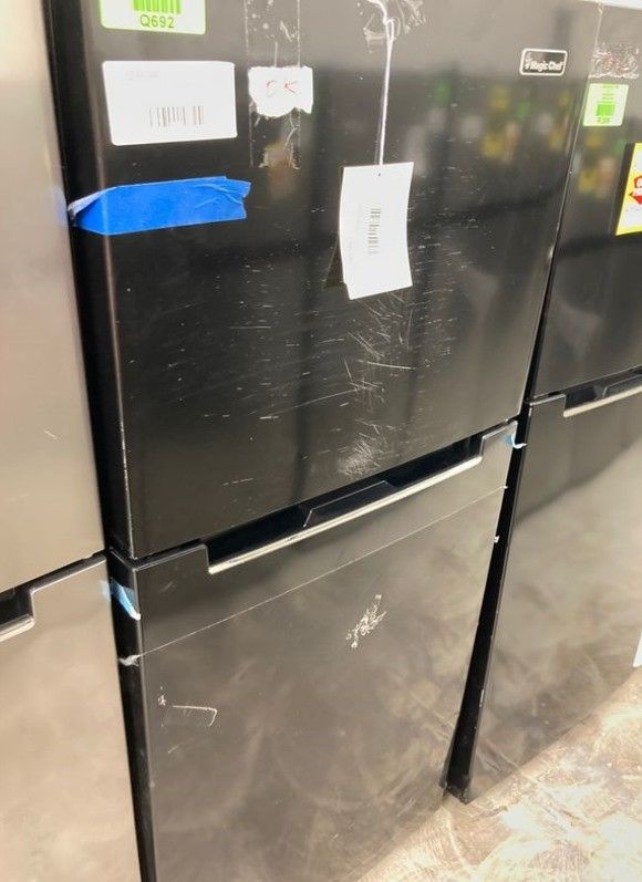 Magic Chef Refrigerator HMDR B