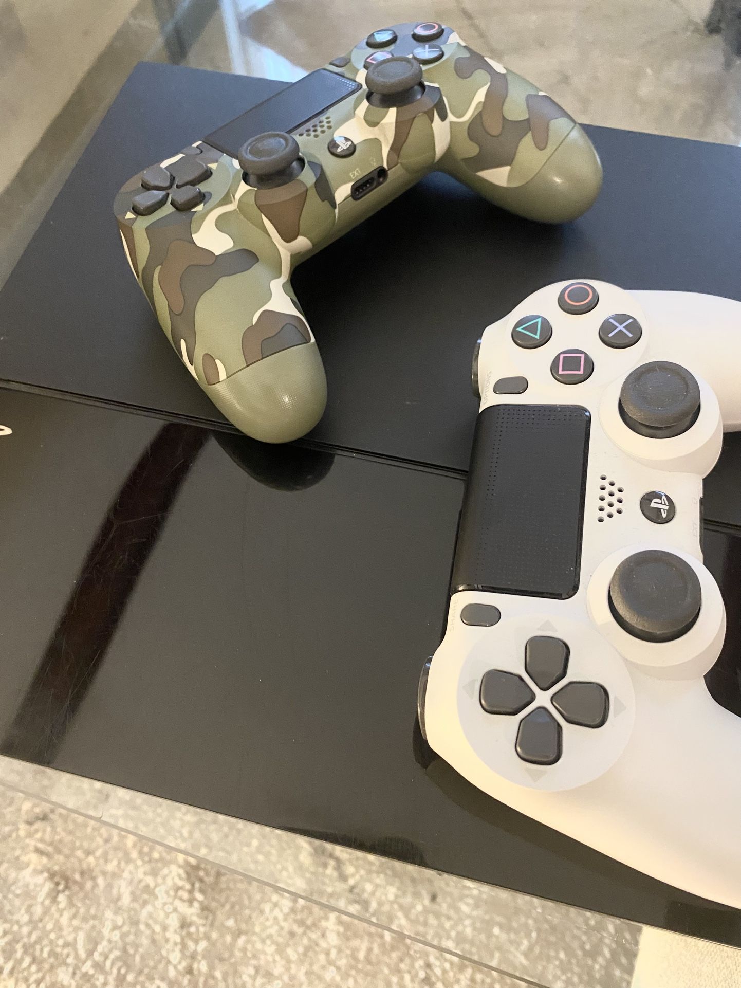 PlayStation 4 Console with 2 Controllers – Excellent Condition