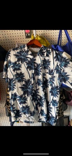Pretty hawaiana shirts