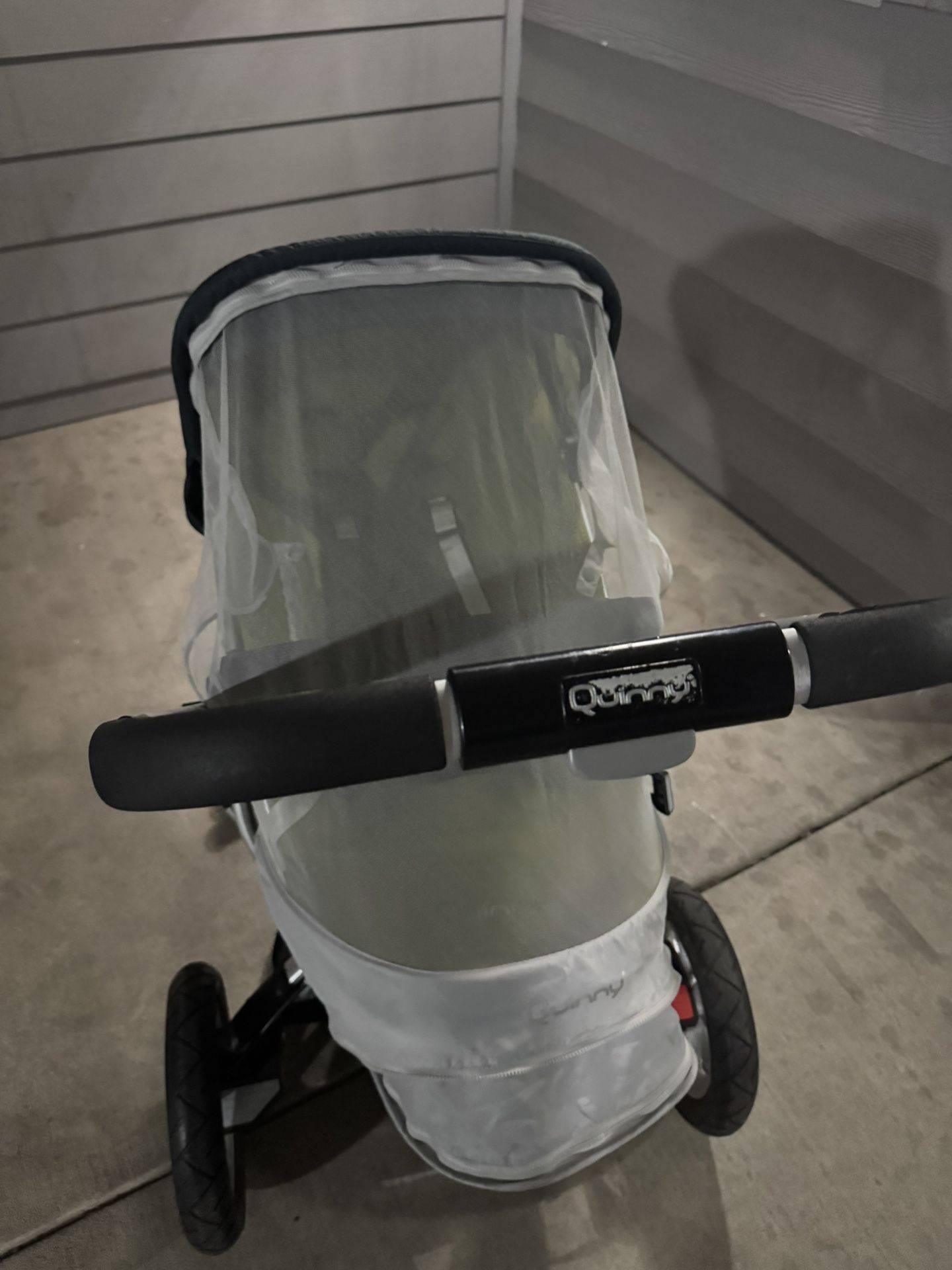 QUINNY Foldable Baby Stroller