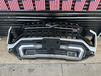 2025-2026 Chevrolet Tahoe Z71 Front Bumper Oem