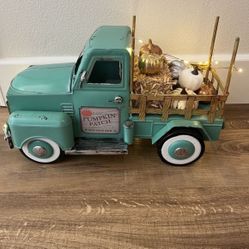 Fall Decor Wagon