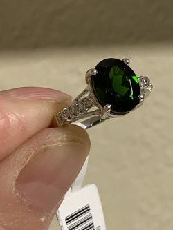 2ct genuine Chrome Diopside gemstone on Sterling silver ring , size 6
