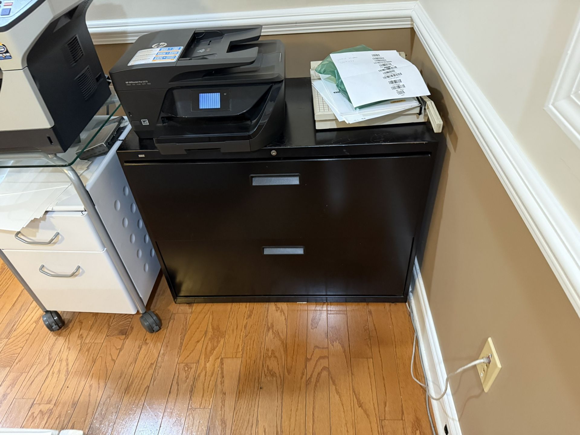 Metal file Cabinet
