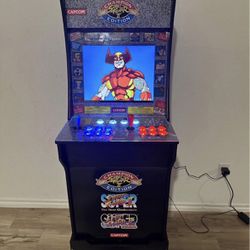 Modded Arcade (Over 11,000 Games On It)
