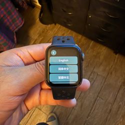 Nike Series 5 Apple Watch 40mm