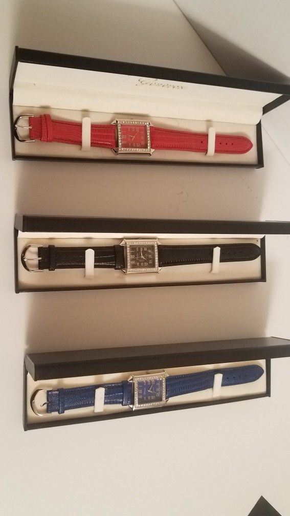 Set Of 6 Ladies Watches ..