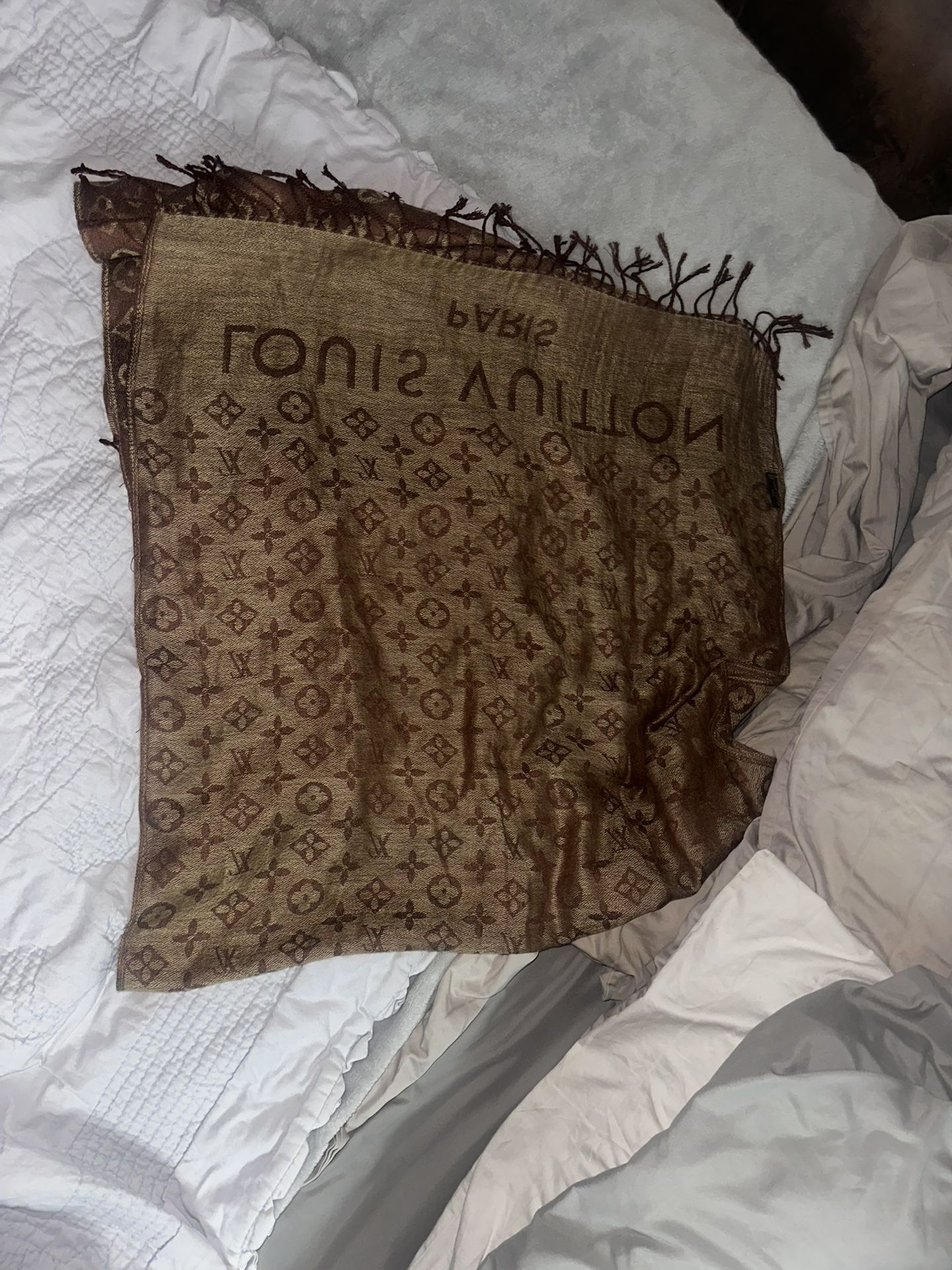 Louis Vuitton Women’s Scarf