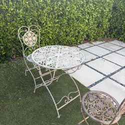 Iron Outdoor Furniture Set