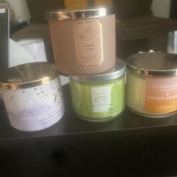 New ( White Barn And Bath And Body Works Candles 