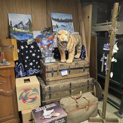 NE Yard Sale Estate Sale Tons Of New And Vintage Rain Or Shine! 10am (Madison South)