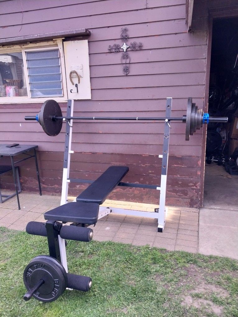 Olympic Bench,7ft Bar ,weights ,clamp