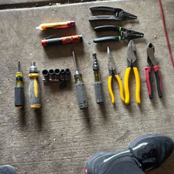 Electrician Tools Make Offer( Brand New Or Slightly Used)