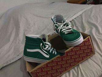 Super fresh green sk8-hi vans