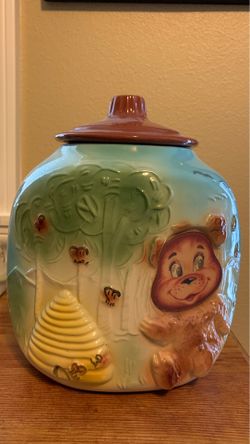Vintage American Bisque Beehive Flasher Cookie Jar