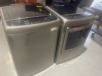LG WASHER AND DRYER SET
