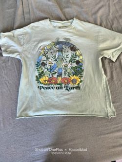 White Shirt Says, Peace On Earth, By Awake Women's Size Medium 