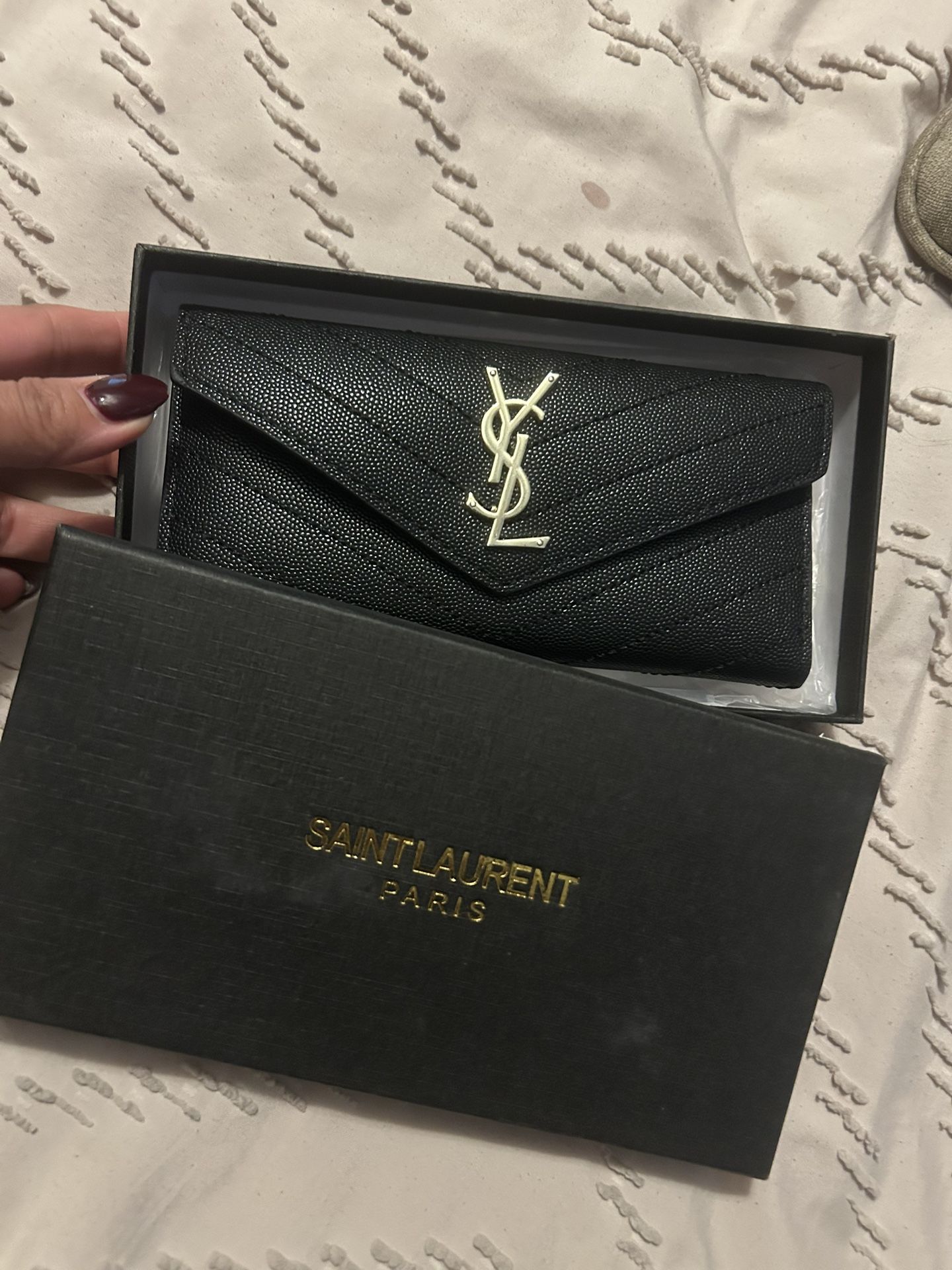 Elegant Wallet