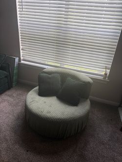 Spinning chair