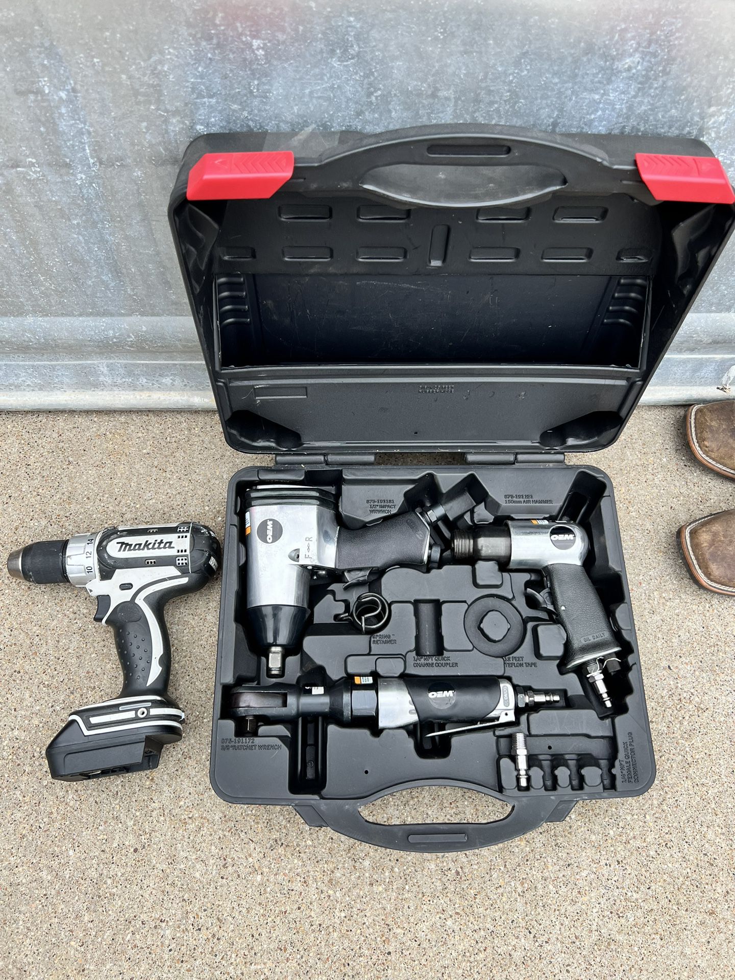 OEM Air Tool Kit And Makita Drill