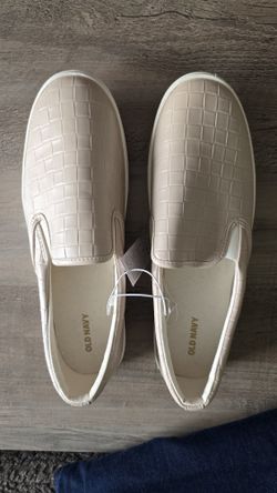 Old Navy Womens Faux Leather Slip Ons