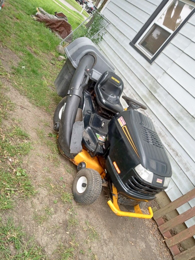Craftsman Professional 24 HP Hydrostatic Drive  Lawn Tractor With Bagger