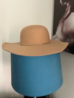 Ladies hat